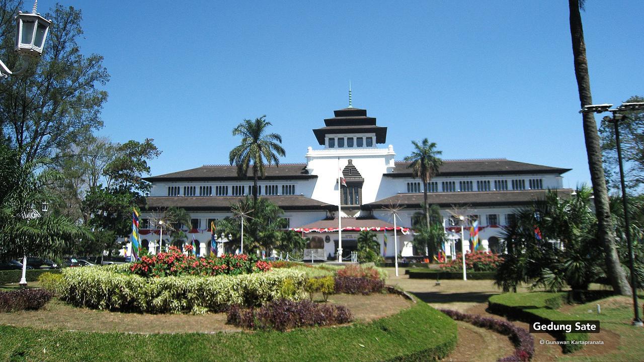 Zen Lengkong Gatot Subroto * Bandung